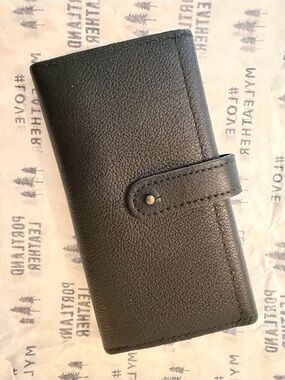 Portland Leather Black Pebbled Trifold Wallet *Retired*